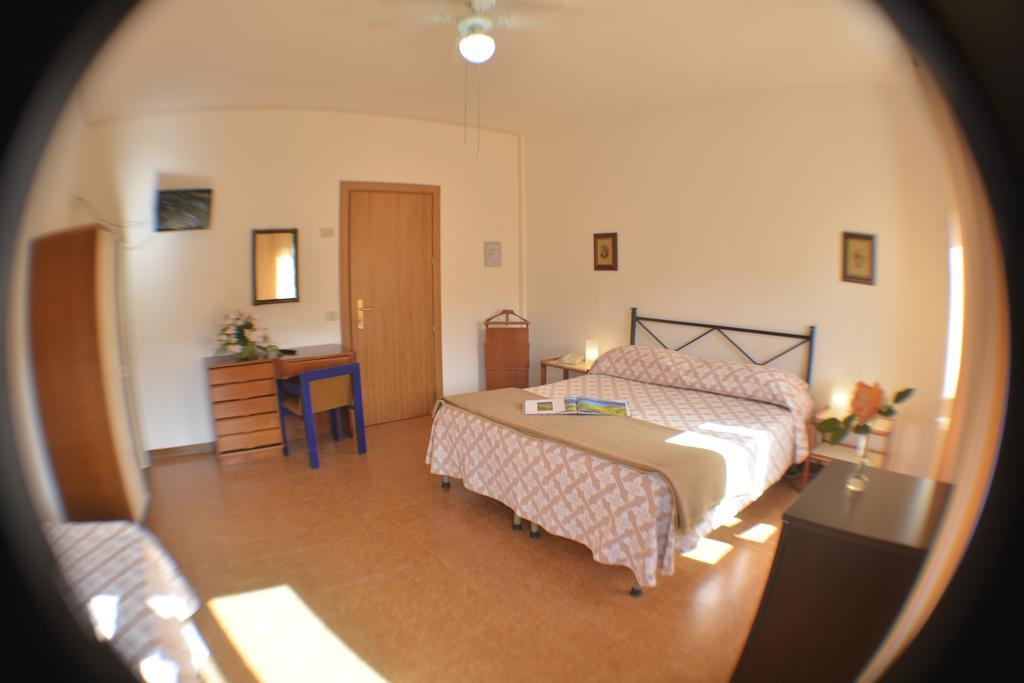 Hotel La Feluca Portoferraio Dış mekan fotoğraf